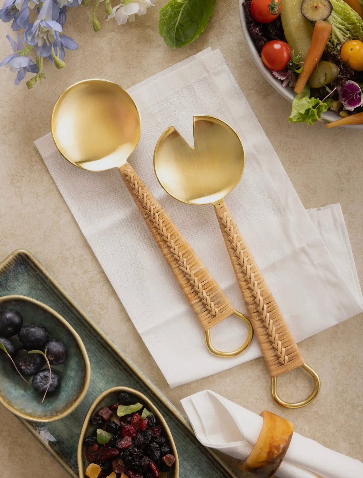 Natural Salad Servers